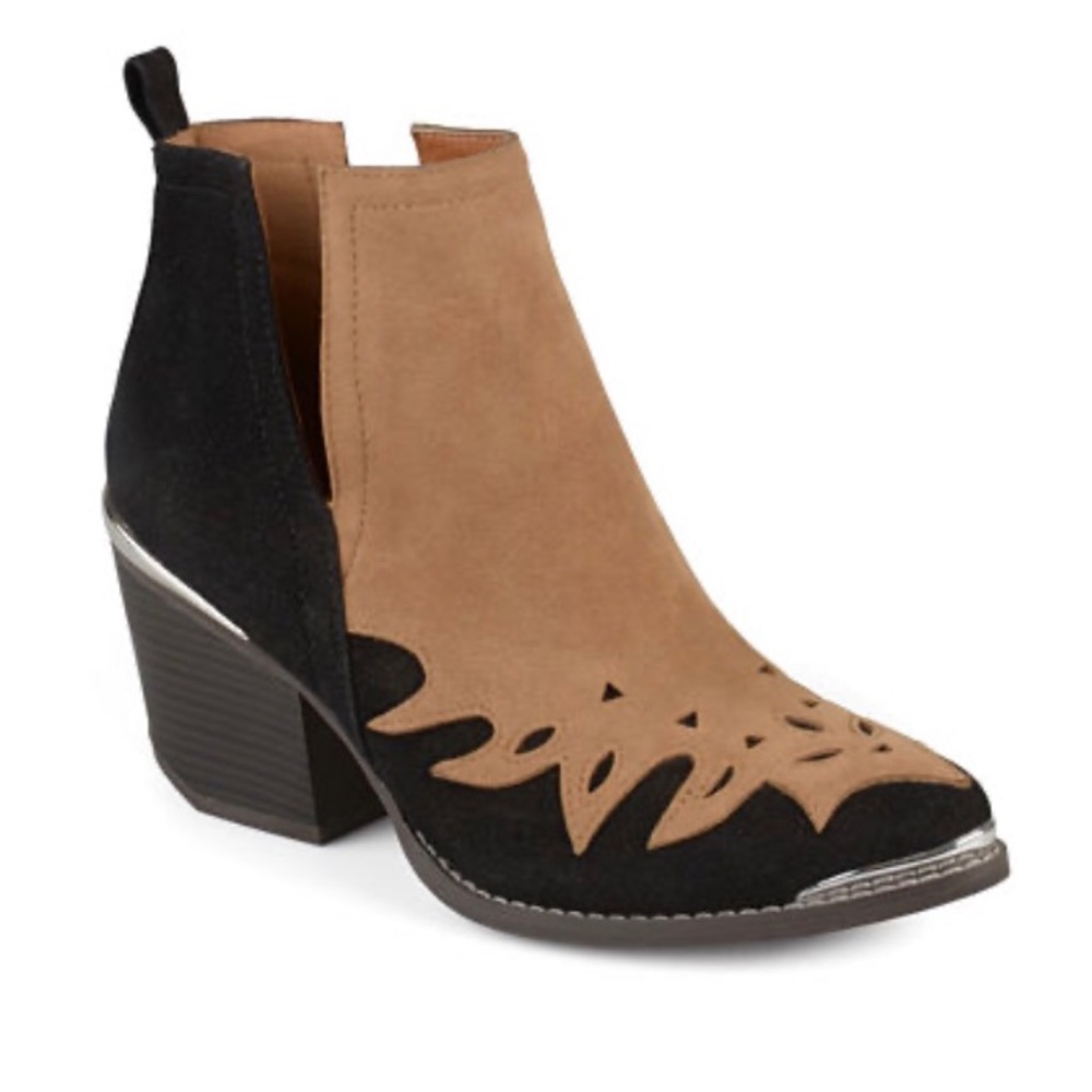 Journee Collection Dotson Cowboy Bootie